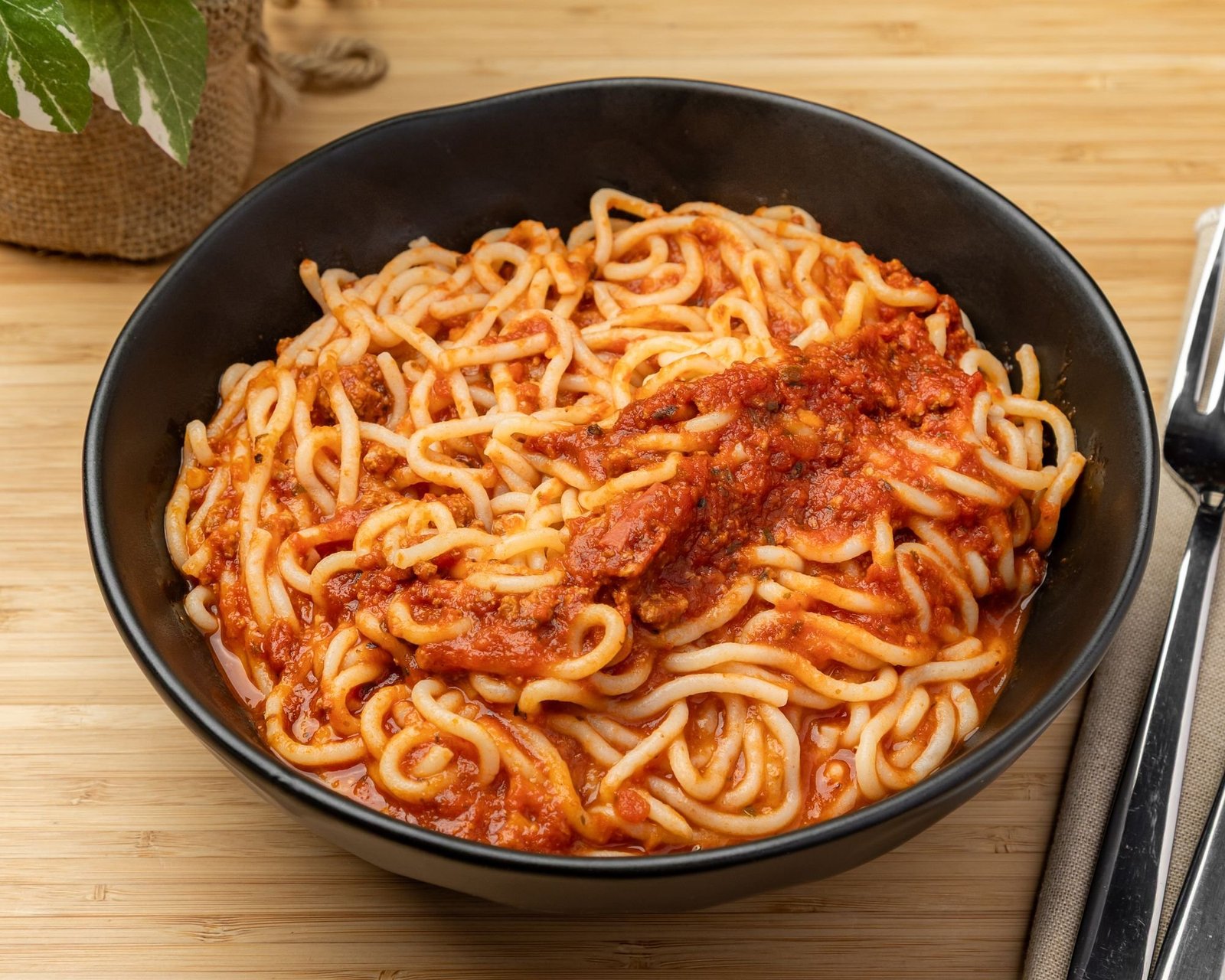 SPAGHETTI BOLOGNESE
